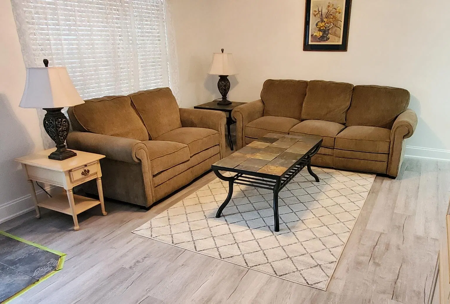 1 bed, 720 sqft, $1,200 — Photo 3