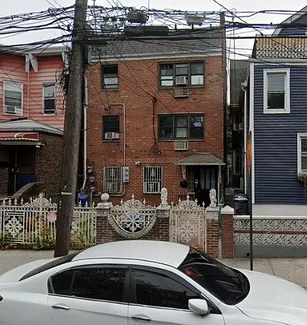 3814 99th St #3 Photo 1