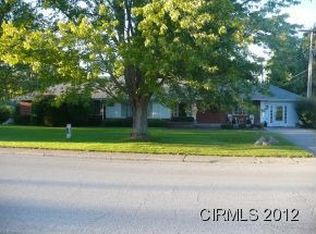 222 W South St, Tipton, IN 46072