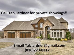 9823 S Corn Rd, Lone Jack, MO 64070