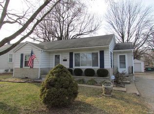 635 N 38th St, Belleville, IL