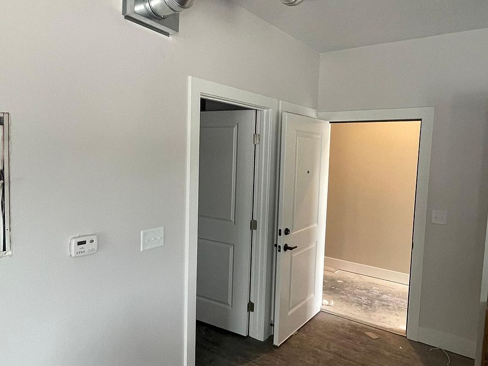 Michigan Street Apartment Homes Apartment Rentals Grand Rapids, MI Zillow