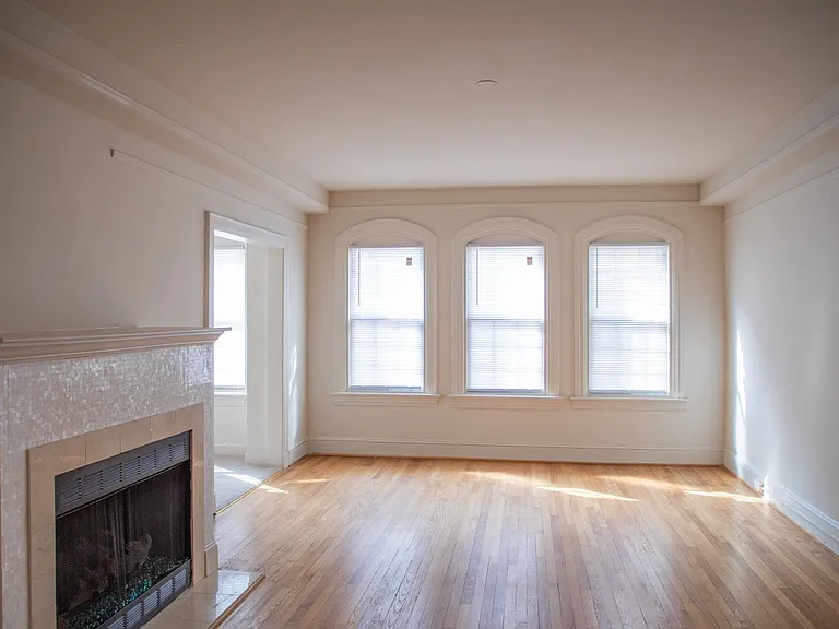 Available Unit 101