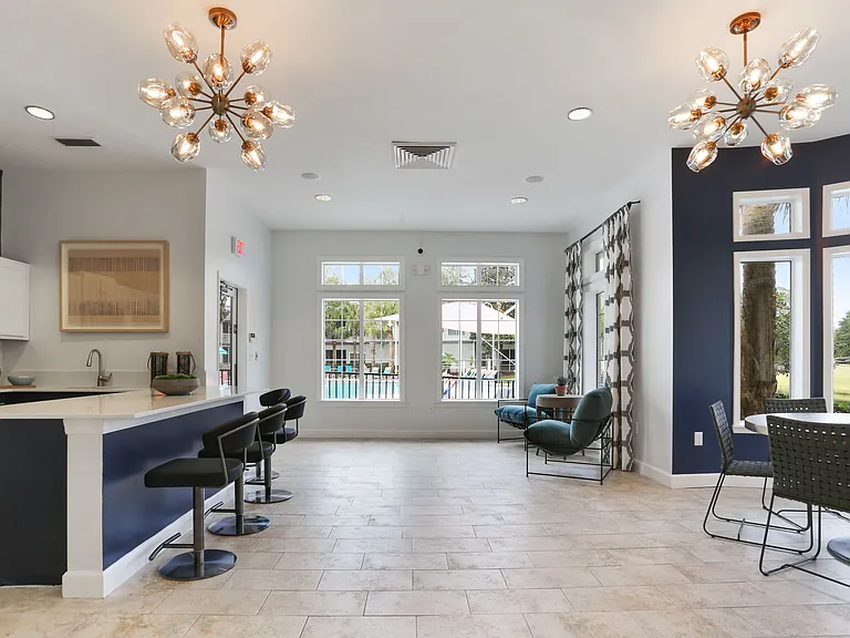 Registry at Windsor Parke — Photo 16