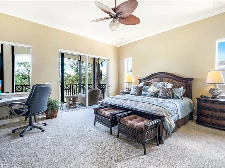 2826 Tiburon Blvd E #103 — Photo 10