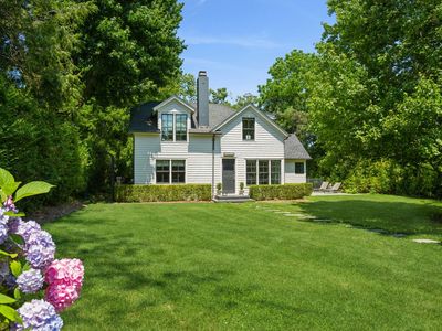 659 Hill St, Southampton, NY, 11968