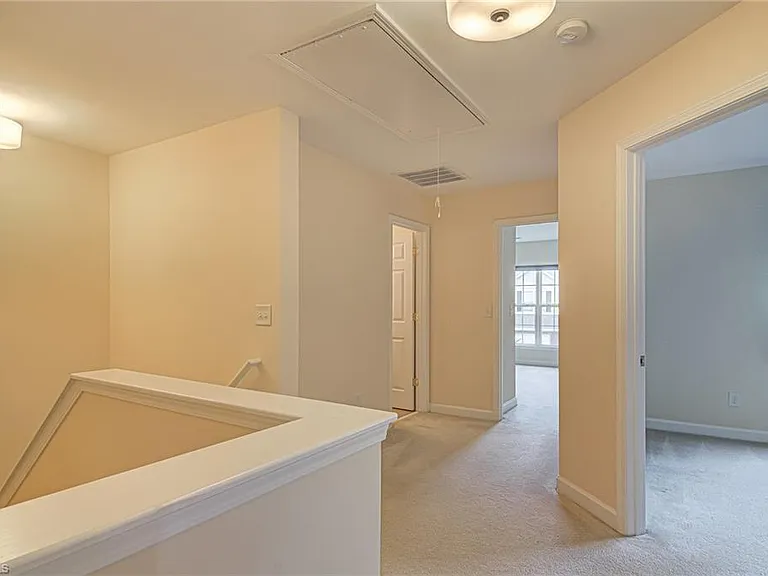 3970 Fountain Village Ln — Photo 8