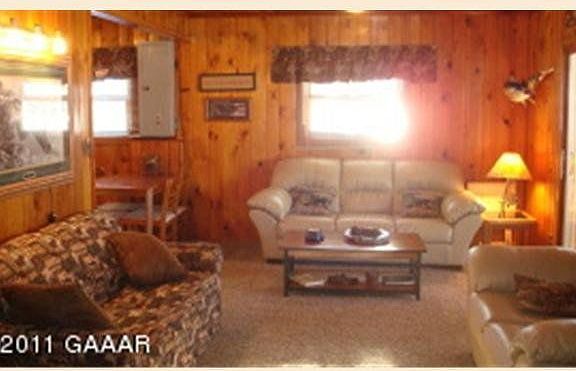 3rd image of 41987 Birchwood Dr