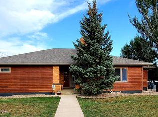 500 3rd Ave W, Lemmon, SD 57638