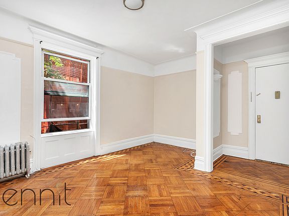 3rd image of 988 Bergen St #B1b1