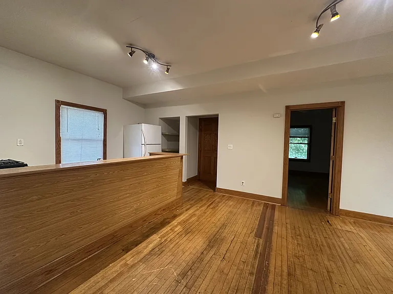 2916 Grand Ave S #1 — Photo 3