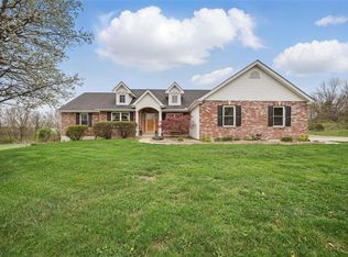 260 Sugar Ct, Troy, MO 63379