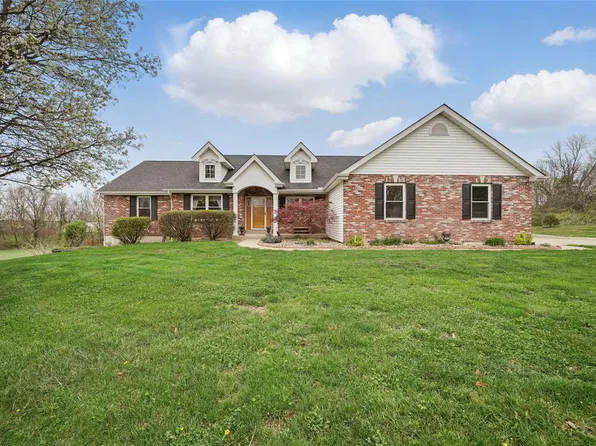 260 Sugar Ct, Troy, MO 63379