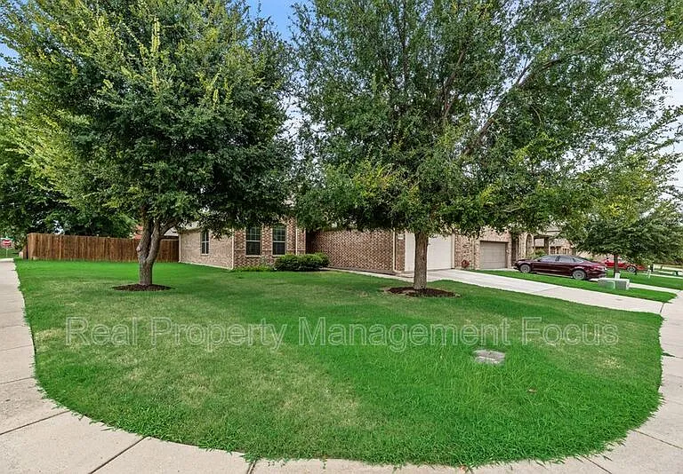 5037 Diamond Peak Ct — Photo 31