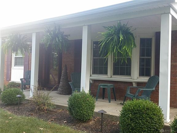 2nd image of 6798 Lewisburg Ozias Rd