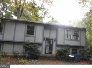 535 Hartford Rd, Mount Laurel, NJ 08054