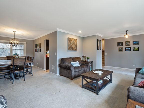 3rd image of 1120 Dogwood Ct