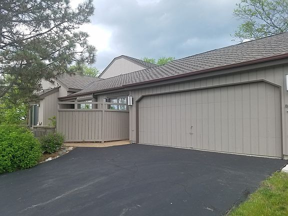 2nd image of 960 W Fairway Cir #5330