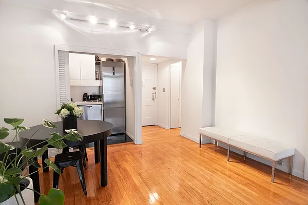 Rented by WAM Partners - William Moses Co. | media 64