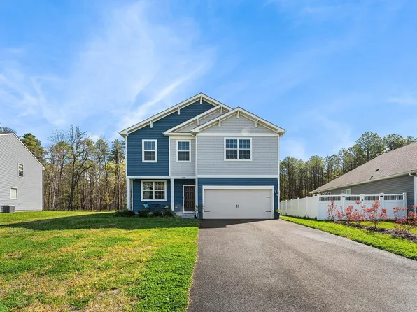 219 Crystal Lake Dr, Egg Harbor Township, NJ 08234