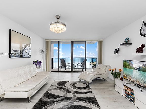 4th image of 2201 S Ocean Dr APT 902