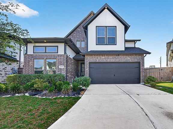 2nd image of 6035 Churchill Springs Ln