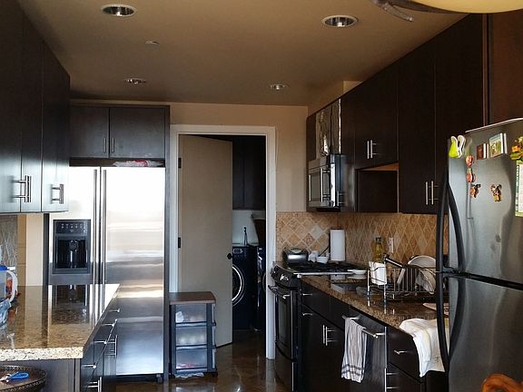 4th image of 871 Crenshaw Blvd Unit 303