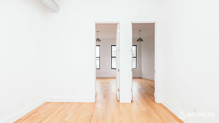 Rented by Nooklyn NYC LLC | media 16