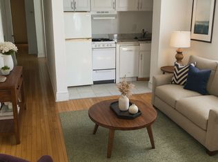 138 N 21st St #3, Philadelphia, PA 19103