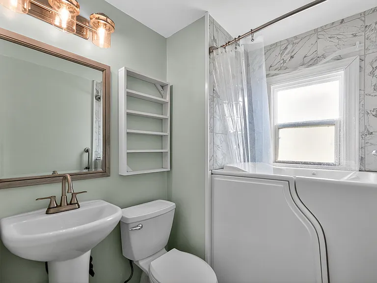 221 Ellen St #221 — Photo 15