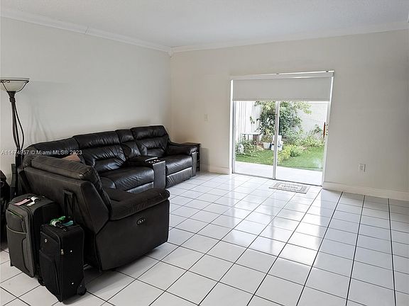 5th image of 8320 NW 103rd St APT 104-A