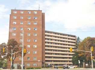 3555 Derry Rd E #907, Mississauga, ON L4T1B2