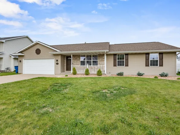 1085 Grassymeadow Ln, Menasha, WI 54952