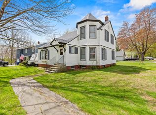 87 Hammond Rd, Westbrook, ME 04092