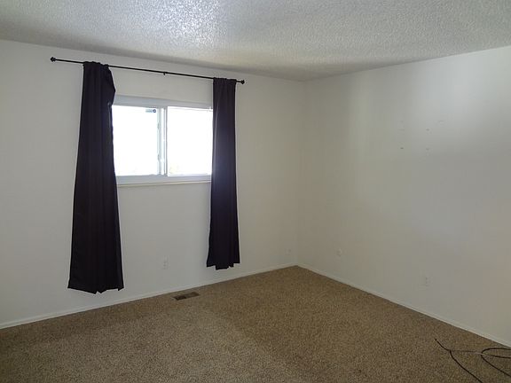 5th image of 1589 S Telluride St