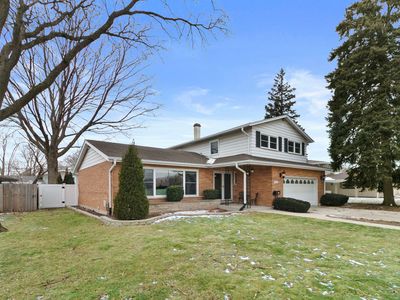 9212 S Komensky Ave, Oak Lawn, IL, 60453