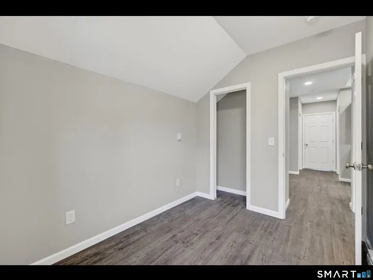 158 Cliff St — Photo 14