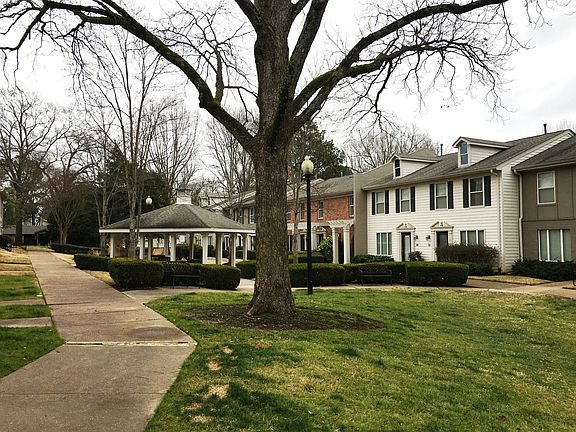 3rd image of 2244 W Germantown Sq