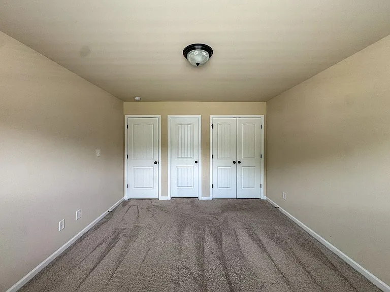 1465 Draw Bridge Ln — Photo 33