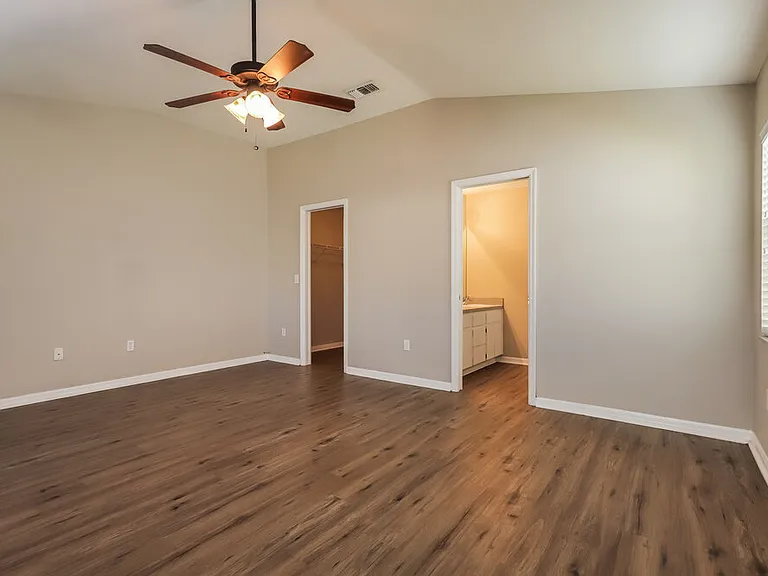 219 Lookout Dr — Photo 10