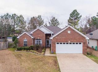 10 Garden Oaks Cv, Maumelle, AR 72113