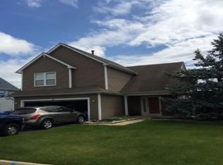 3 Lenox Ct, South Elgin, IL 60177