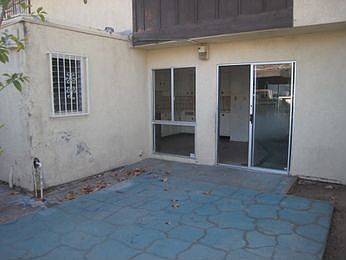 1st image of 686 Fernwood Ln