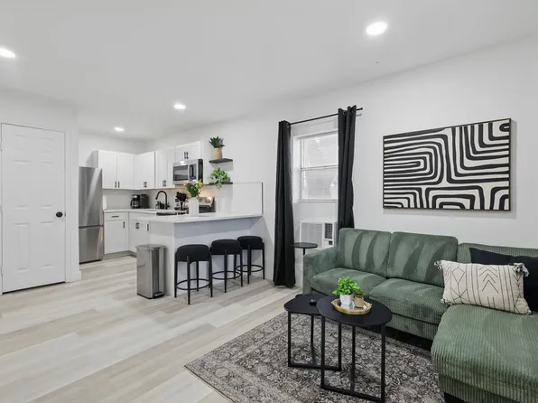 2336 Minnie St, Haltom City, TX