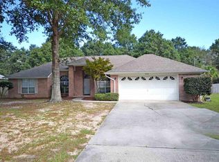 5608 Whispering Woods Dr, Pace, FL 32571
