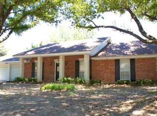 1705 Torch Dr, Arlington, TX 76015