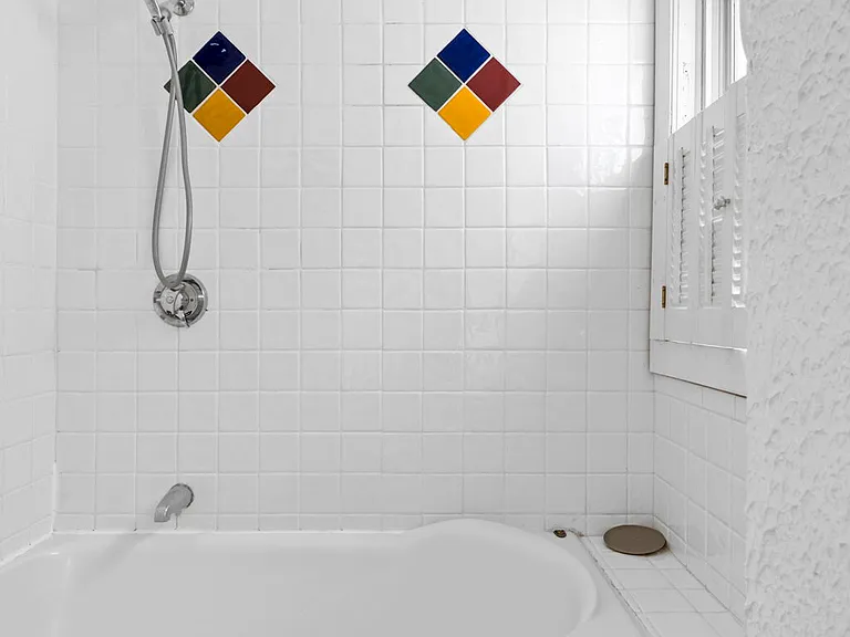 21 Cabot St #2 — Photo 17