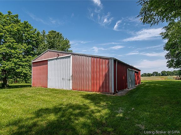 2nd image of 14710 Apple Lane NE