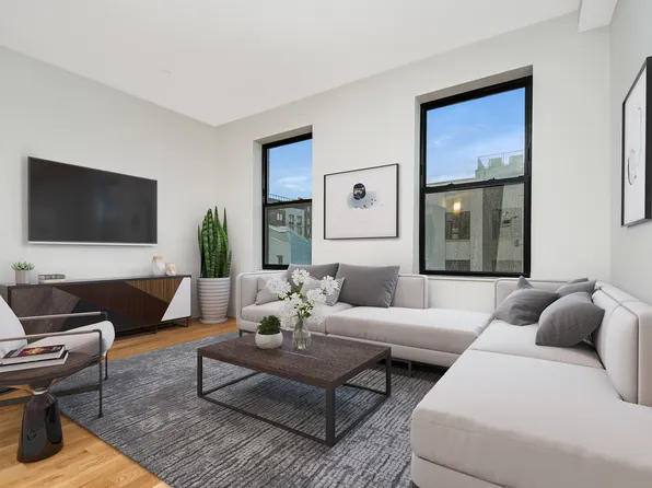 216 Boerum St #4B, Brooklyn, NY 11206