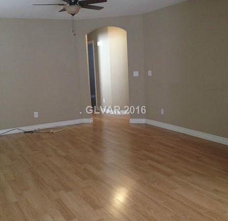 4th image of 8003 Long Beach St